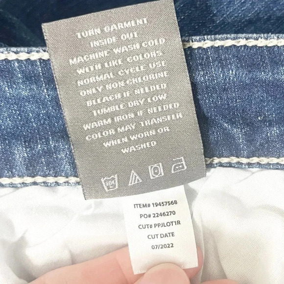 Torrid Medium Wash Boyfriend Straight Jeans Women's Plus Size 14 Regular - Picture 8 of 8